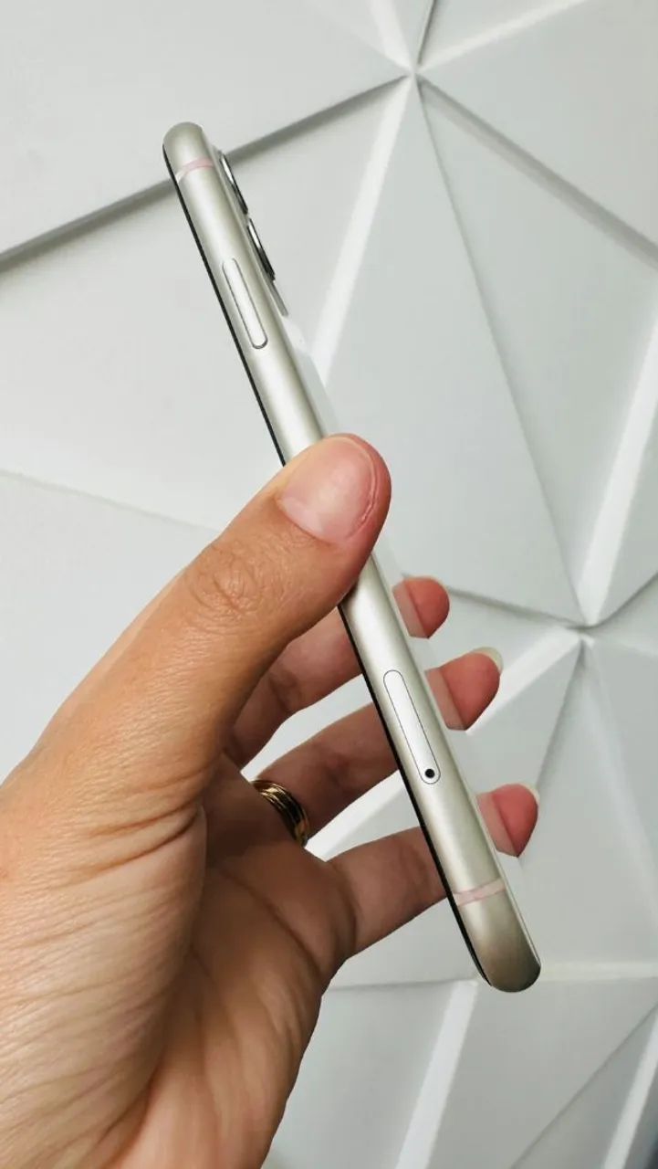 IPHONE 11 128GB IMPECÁVEL - Foto 5