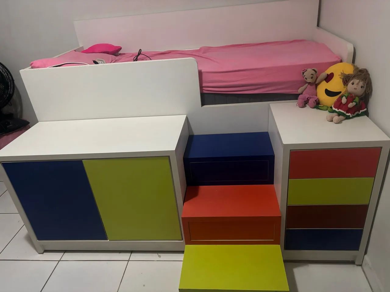 Cama Infantil Planejada Completa com Baú, Armários e Gaveta