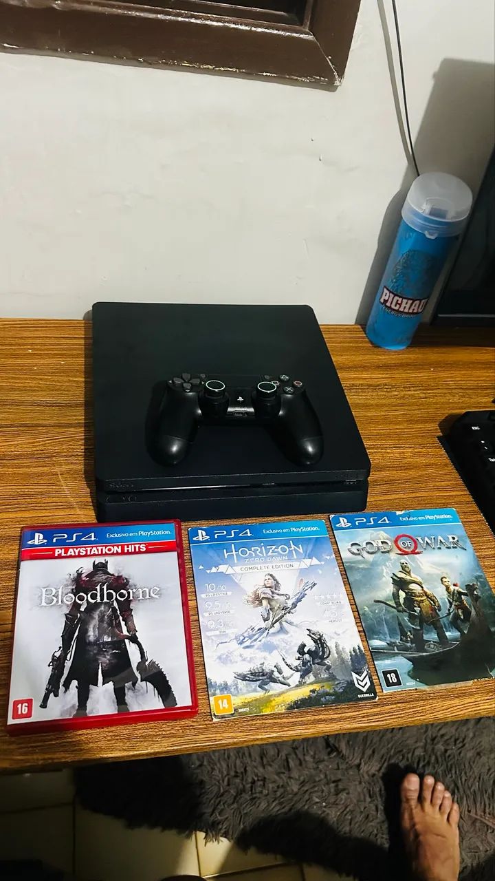 Imperdível!!!  ps4 slim  1TB  com três jogos 