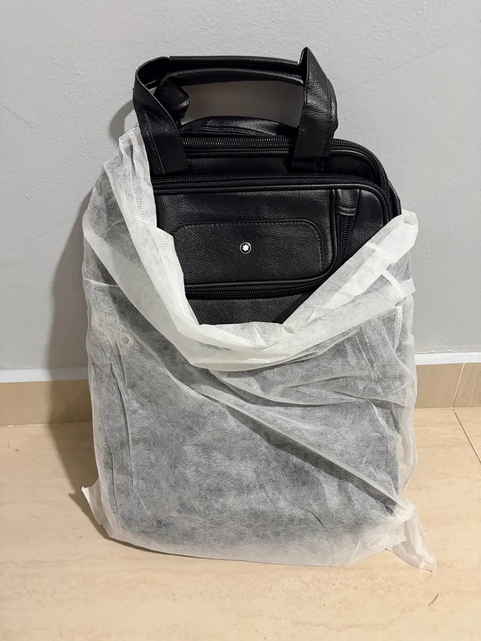 Bolsa mochila Mont Blanc couro legítimo  - Foto 2