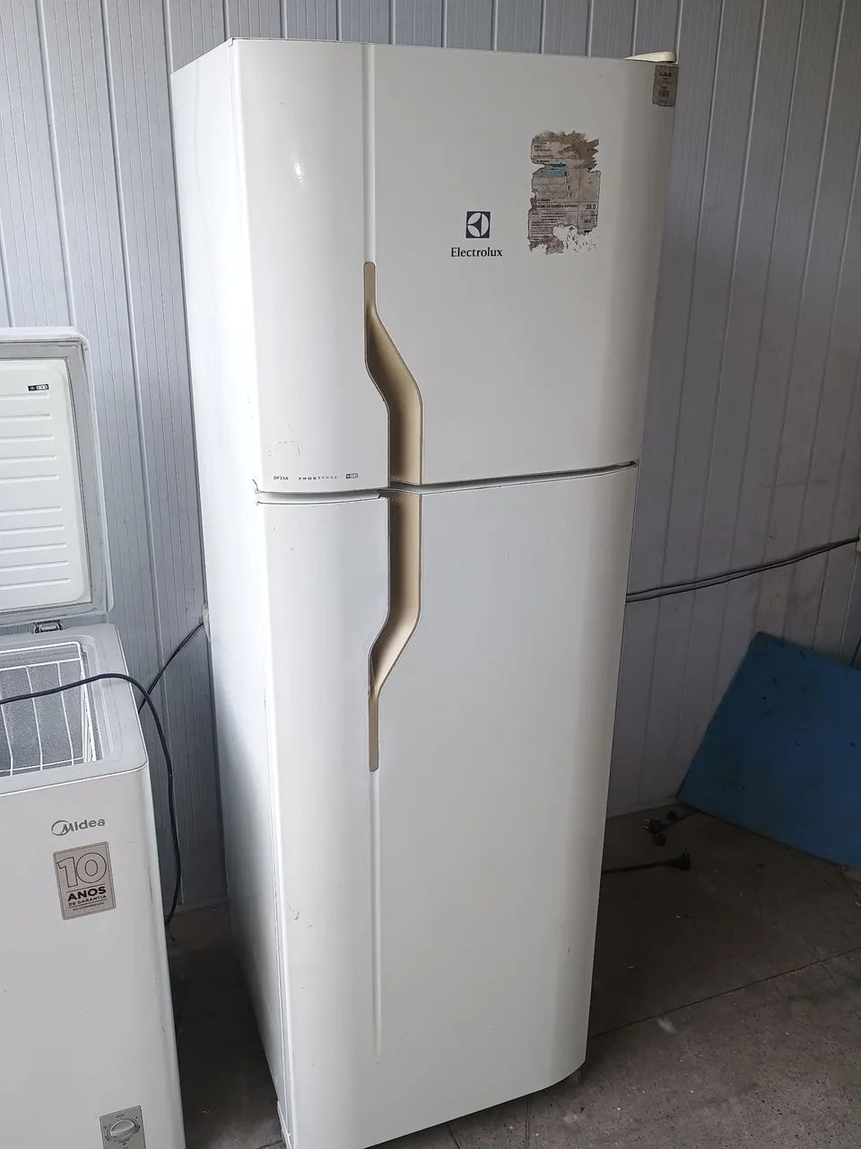 Geladeira Eletrolux Frost Free 