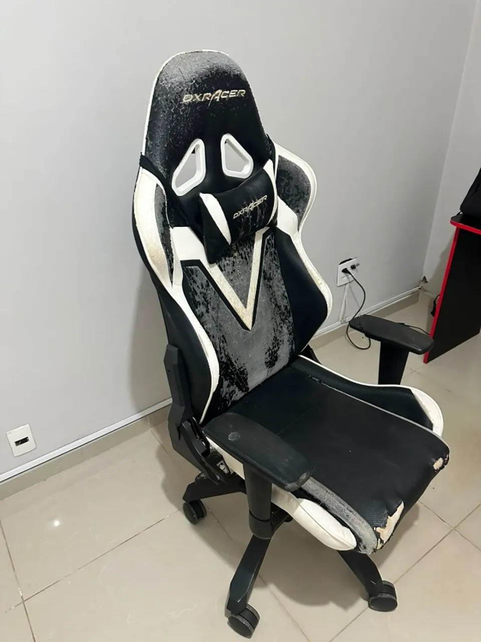 Mesa Gamer usada - Foto 2