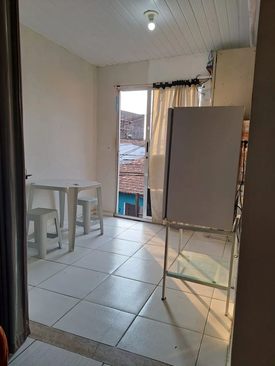 KITNET MOBILIADO E REFRIGERADO  - Foto 2