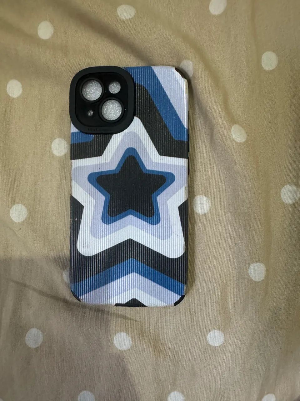 3 capinhas de iphone 15 - Foto 3