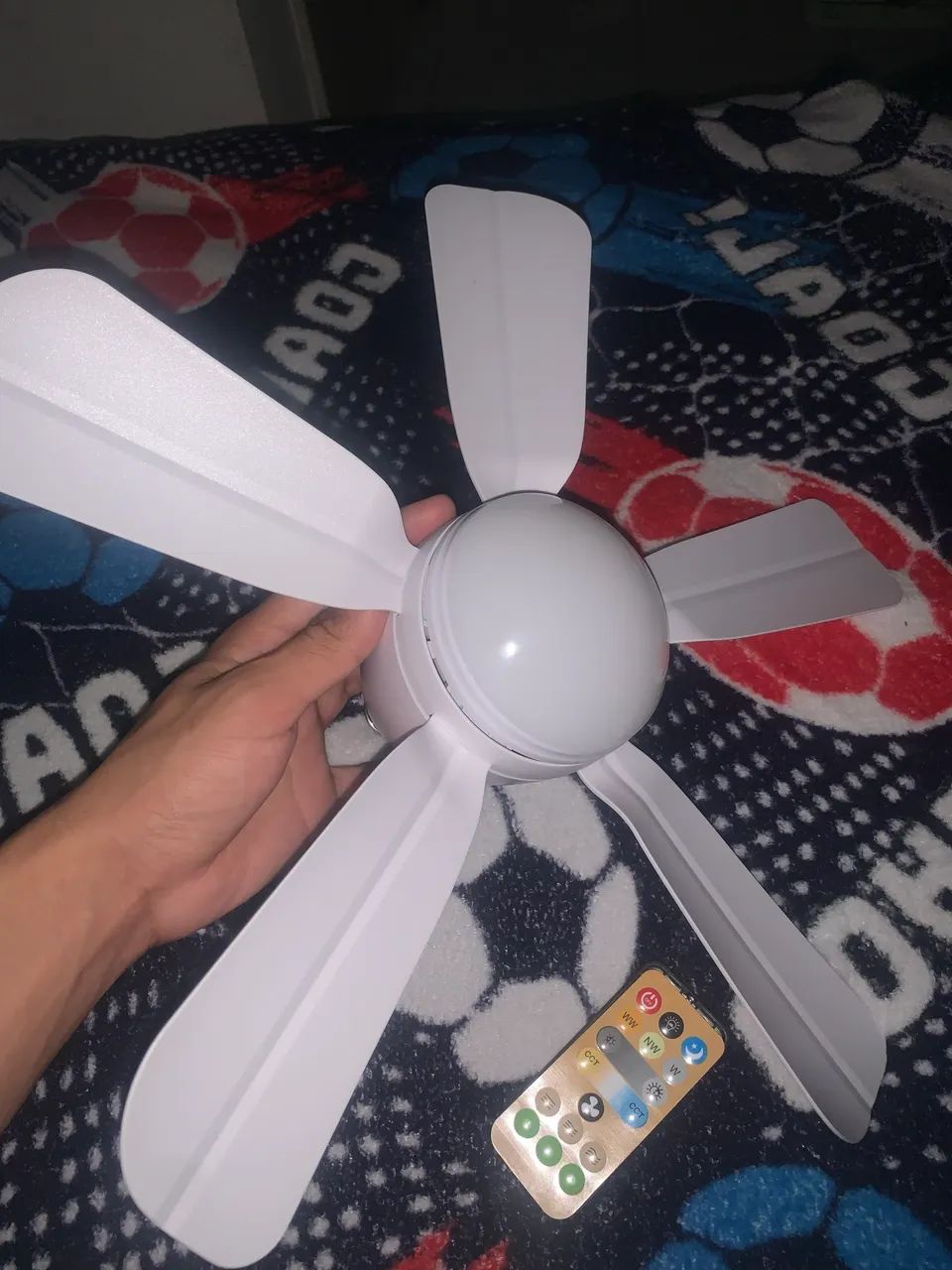 Ventilador de teto com luz de led R$ 110 - Foto 3