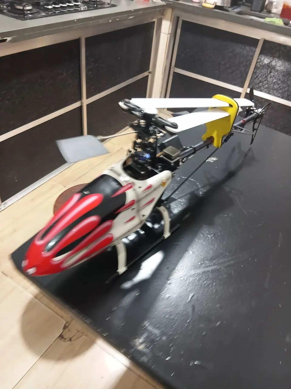 Helicóptero trex 450
