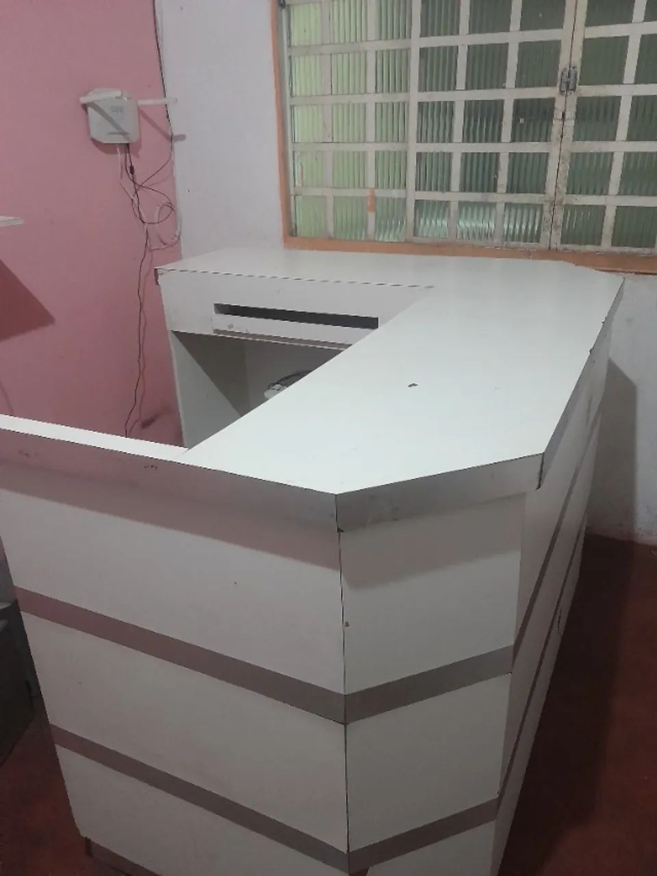 Balcão de recepção 