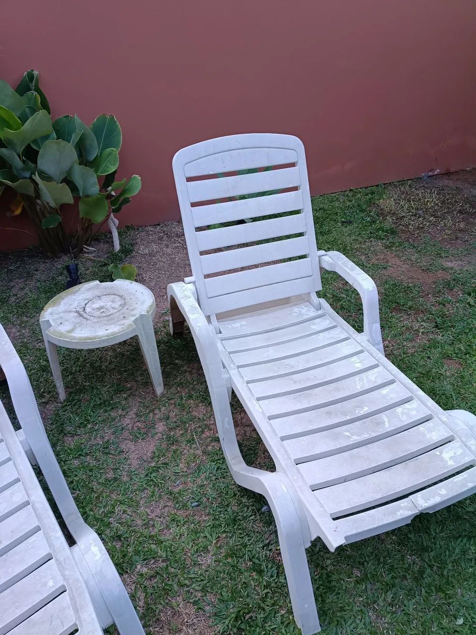 Cadeiras de piscina com mesinha- DOAÇÃO - Foto 3