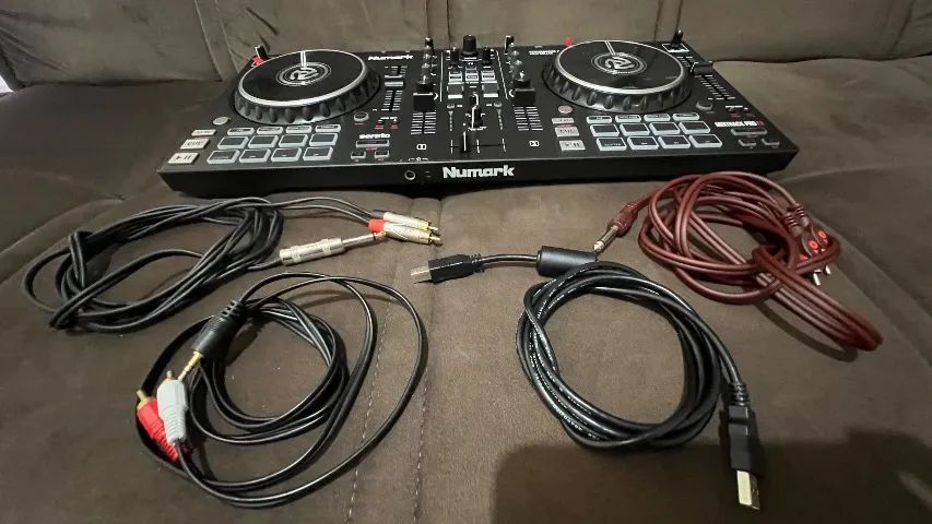 Controladora de DJ numark mix traço pro fx - Foto 5