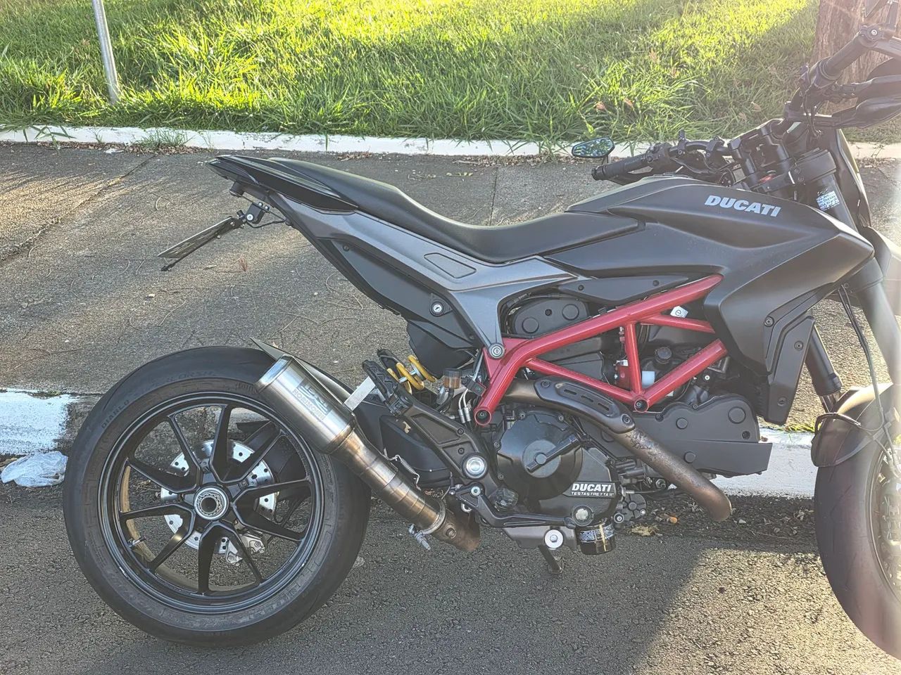 ducati hypermotard 821 - Foto 3