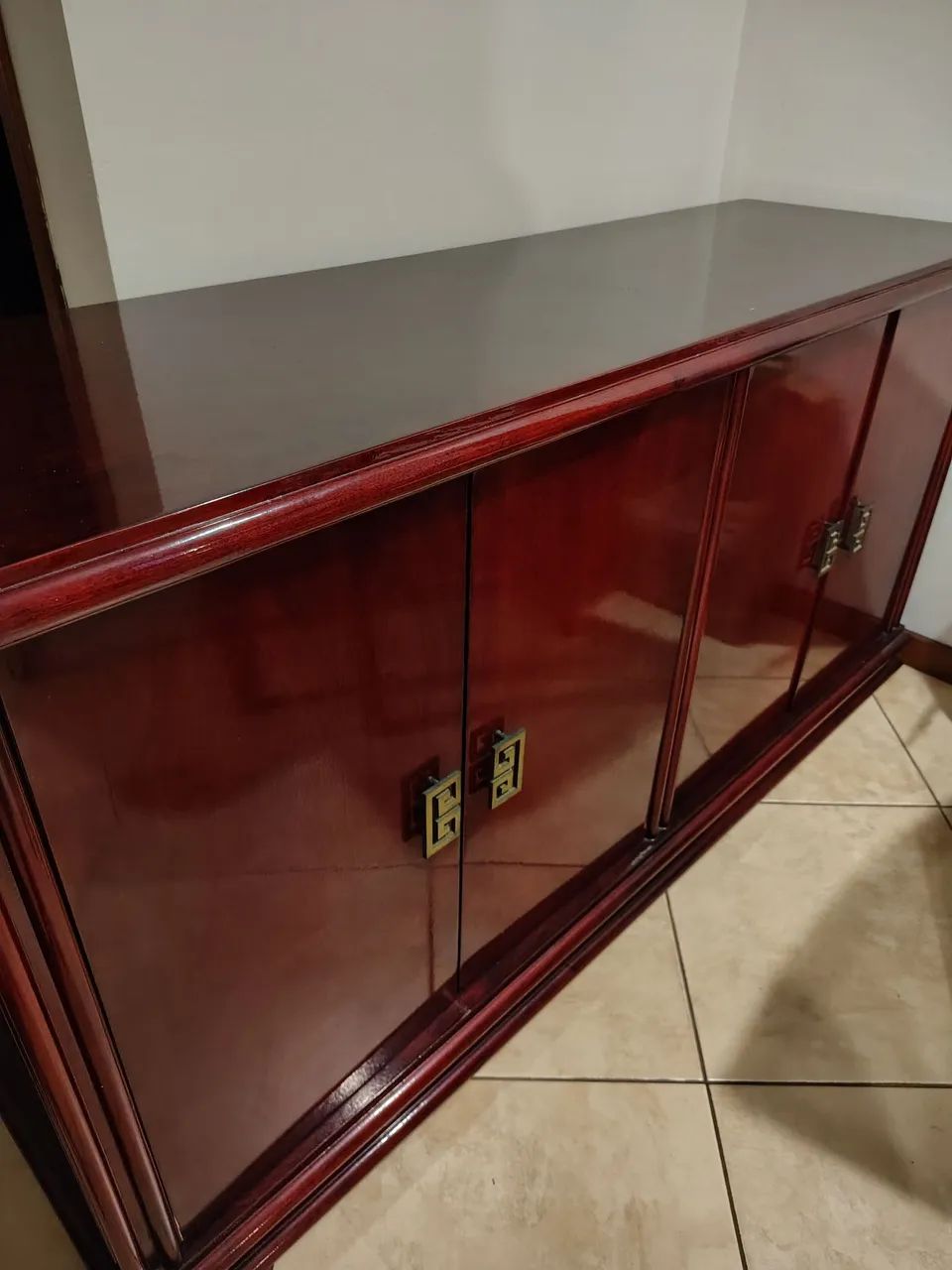 Conjunto buffet / espelho em Mogno - Foto 2