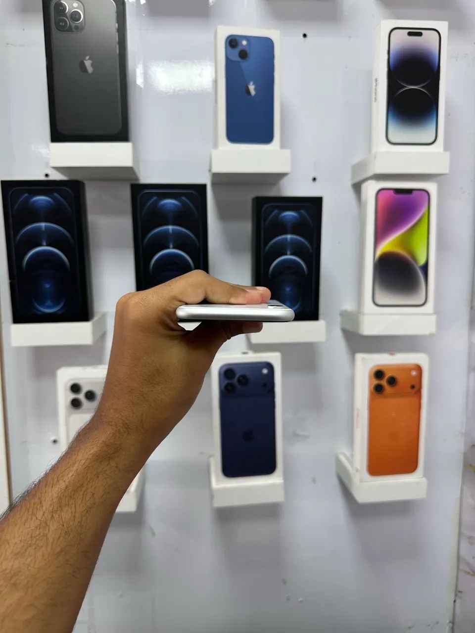 IPHONE XR 128 GB BRANCO  - Foto 4
