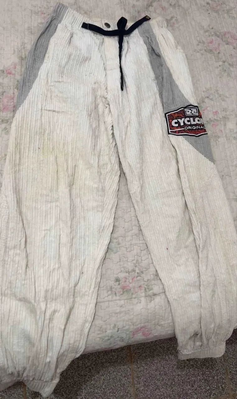 Calça branca Cyclone relíquia 