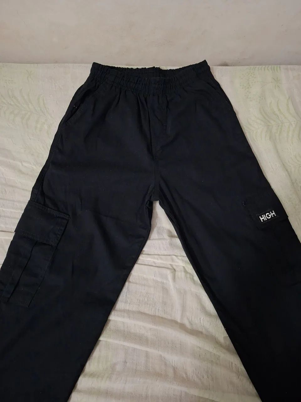 Calça cargo unissex