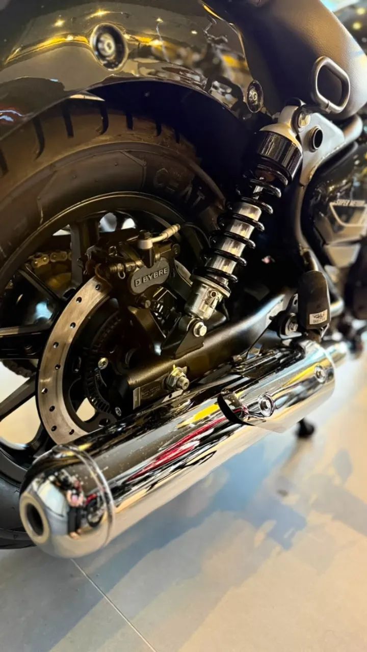 SUPER METEOR 650  - Foto 2