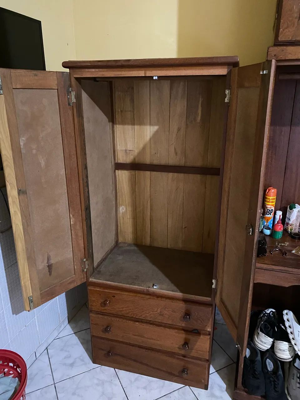 Guarda roupa de solteiro - Foto 2