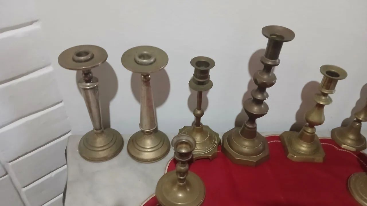 Castiçais e candelabros são 9 - Foto 2