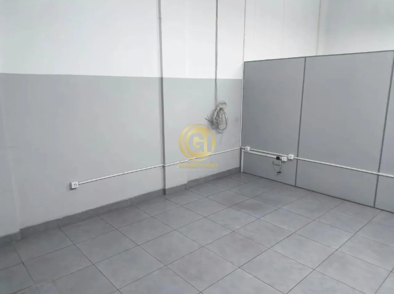 Galpão Comercial 500m² | 4 Vagas | Ótimo para Comércio e Logística (Ex-Auto Peças) - Foto 4
