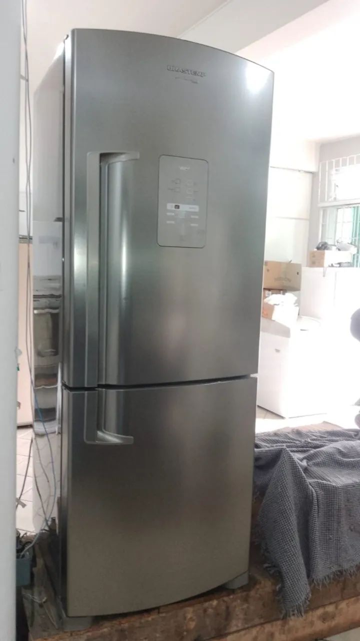 Geladeira da Brastemp com cap.cong até 6,0 kg 