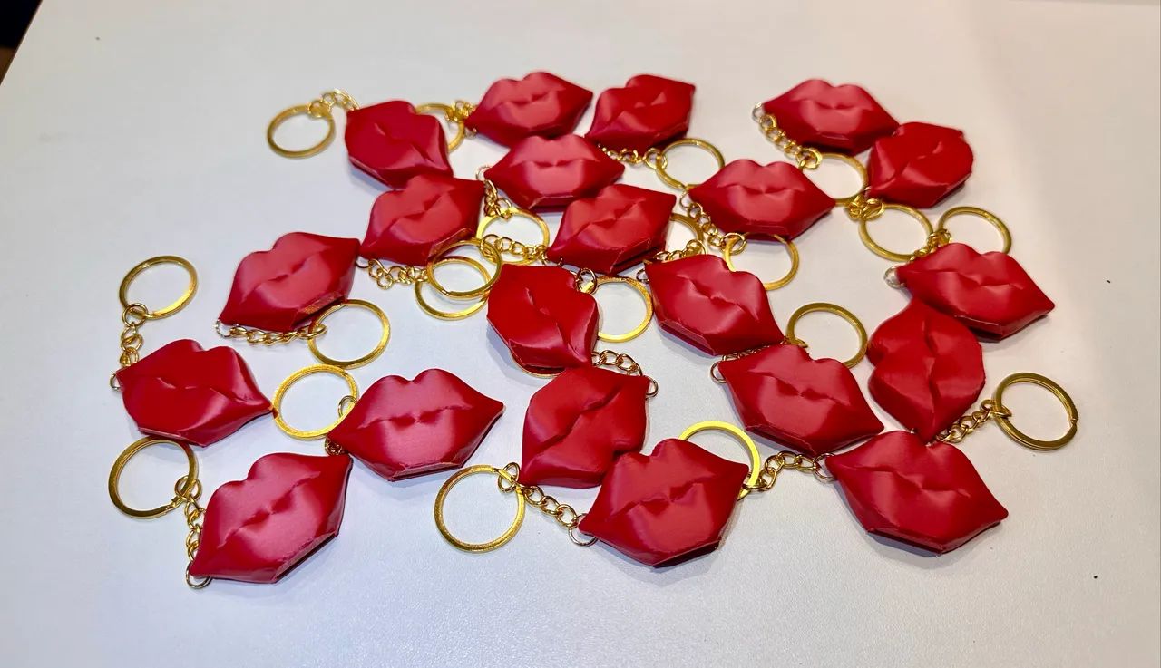 Abridor de lata beijo em 3d