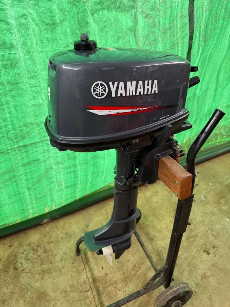 Motor de popa Yamaha 4hp