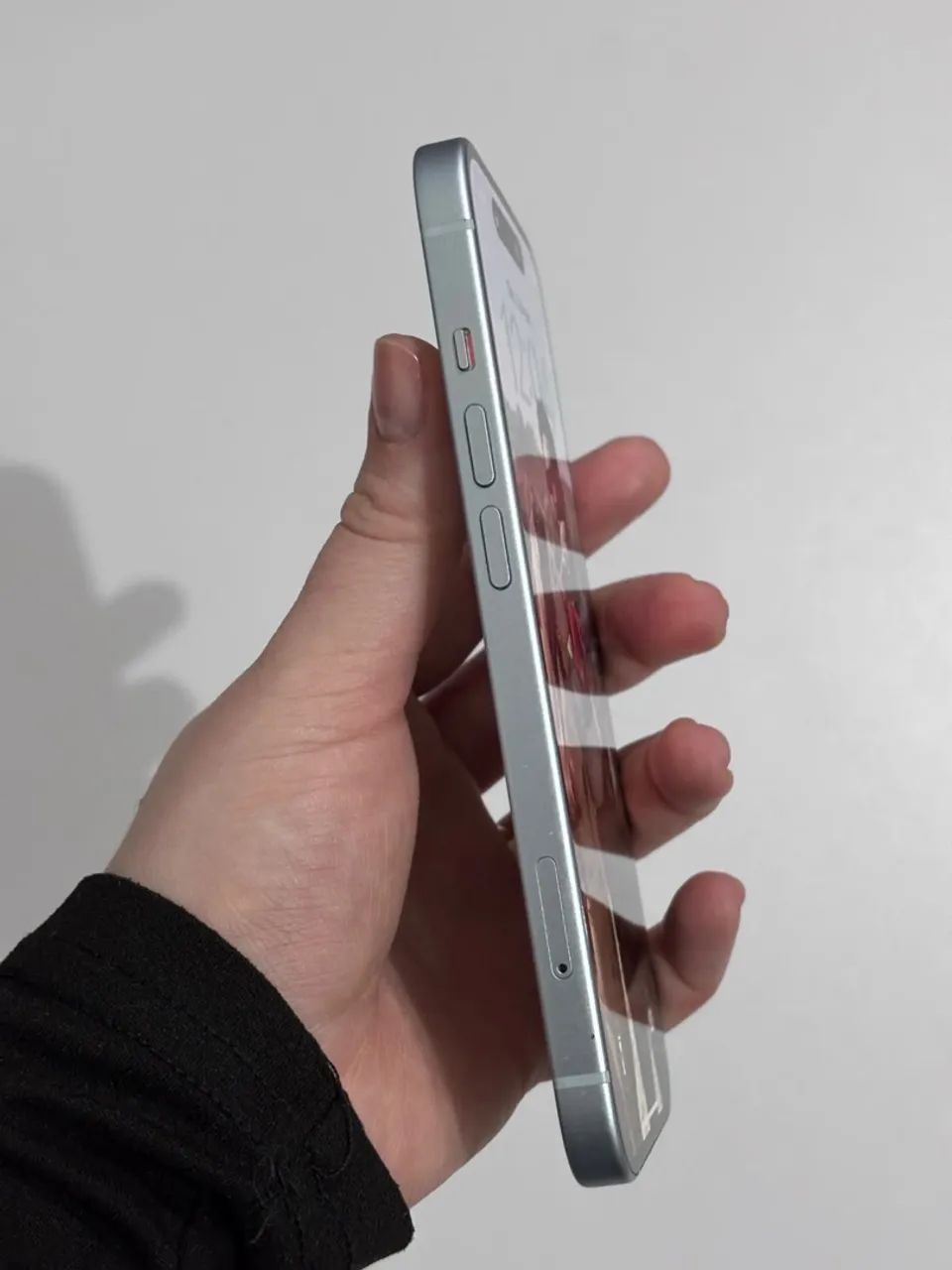 IPHONE 15 256GB - BLUE  - Foto 3