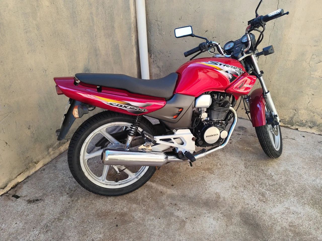 CBX 200 Strada  - Foto 5