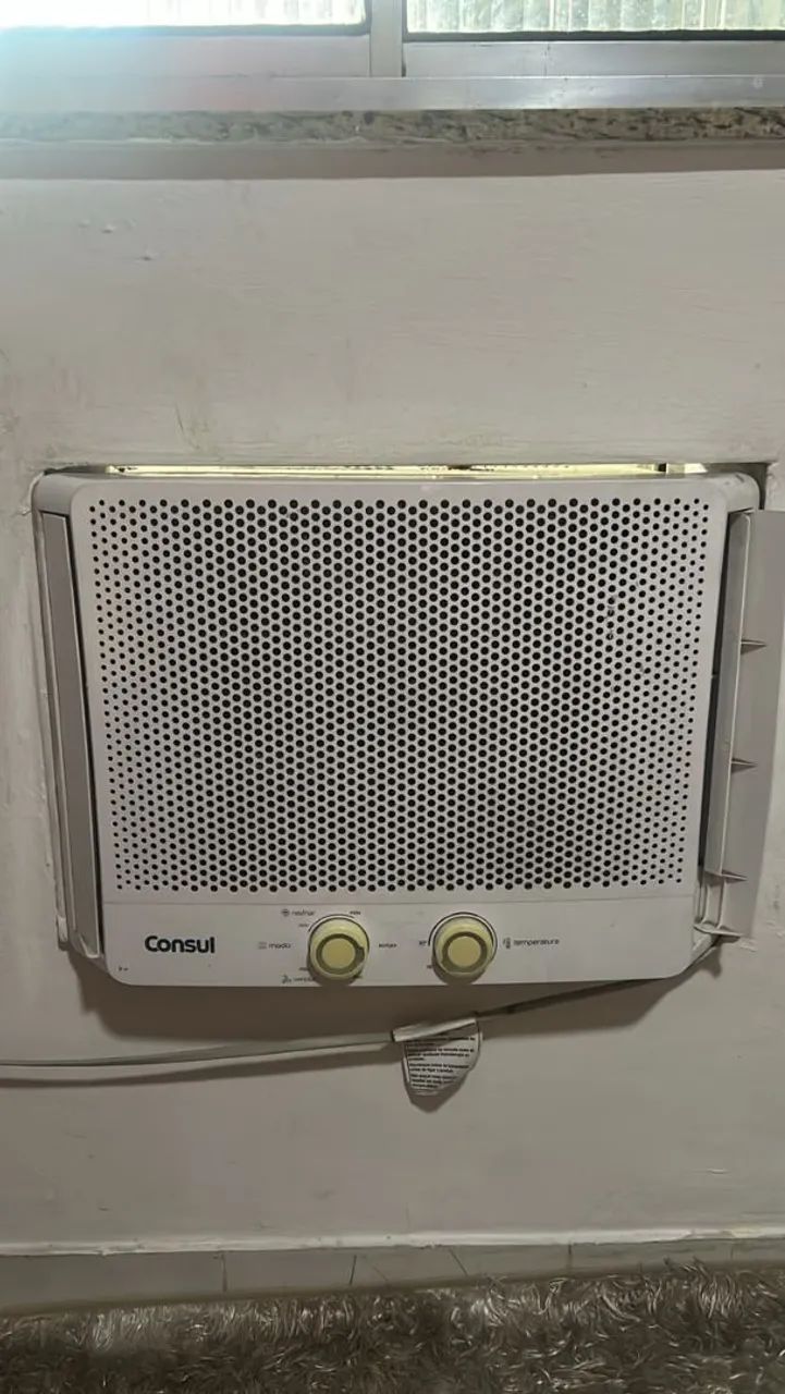 Hack, mesa com cadeira e ar condicionado  - Foto 2