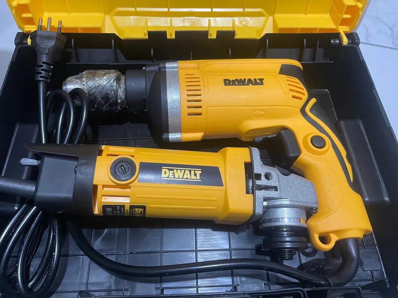 Kit lixadeira e furadeira Dewalt 