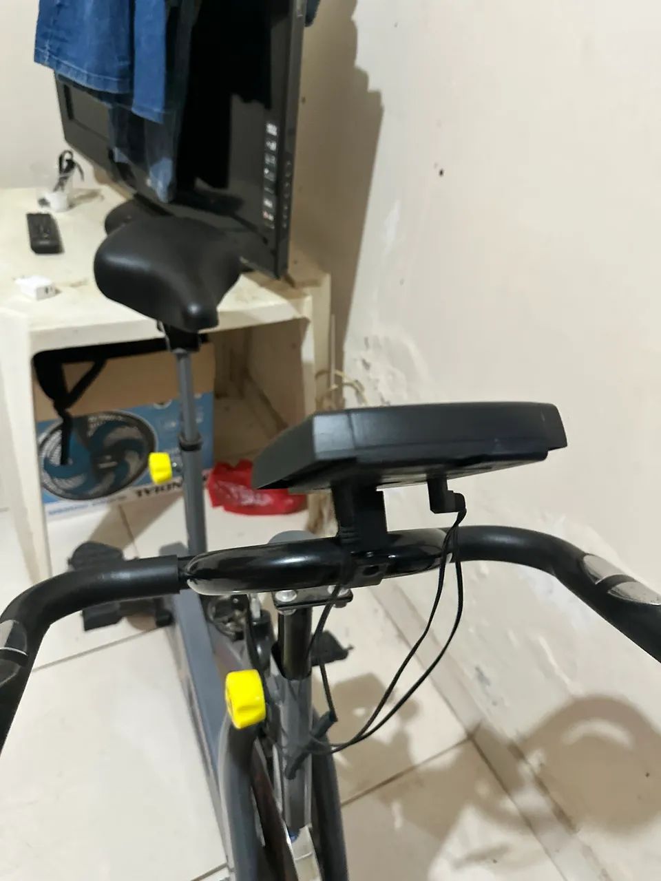Bicicleta ergométrica seminova