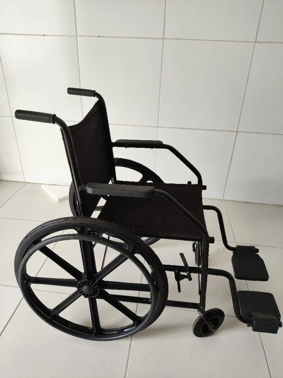 Cadeira de rodas - Foto 2
