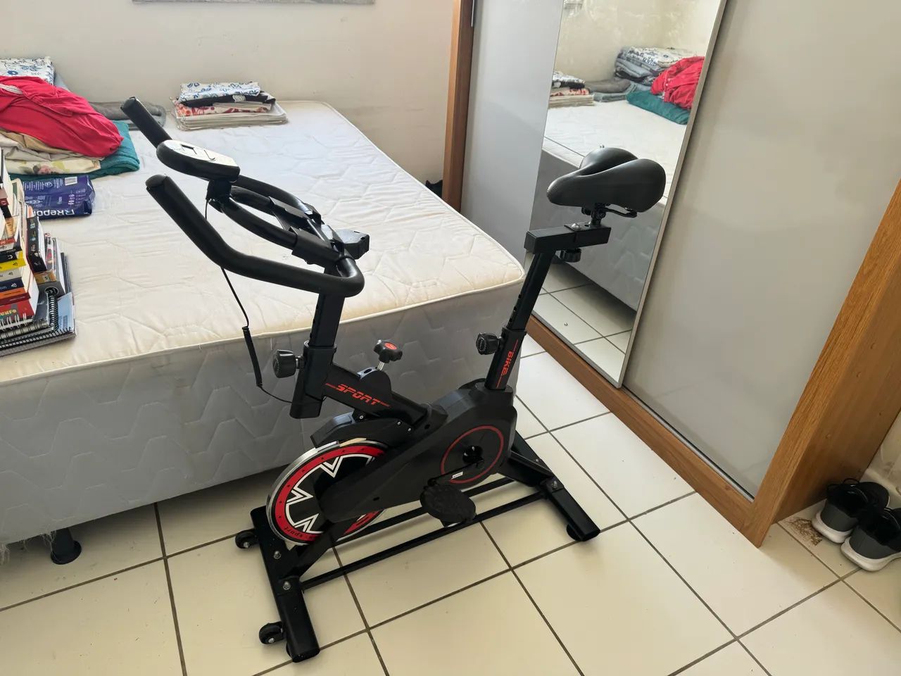 BICICLETA ERGOMÉTRICA  - Foto 2