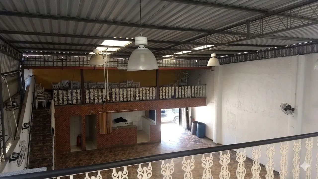 Galpão Amplo com Mezanino - Excelente Localização próximo à Dutra - Foto 2