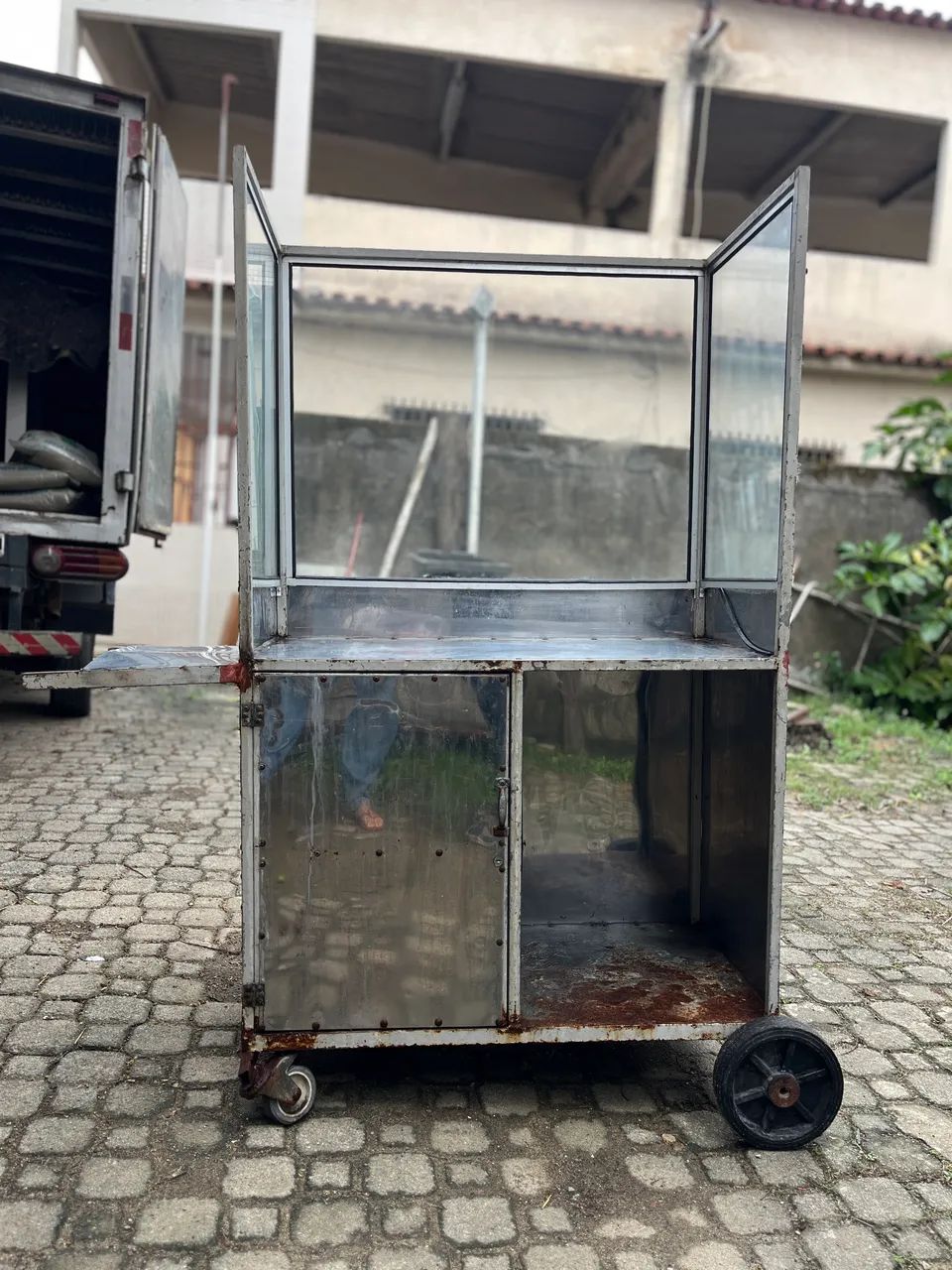 Carrinho expositor / carrinho para comércio em inox e vidro - R$ 1.000 - Foto 5