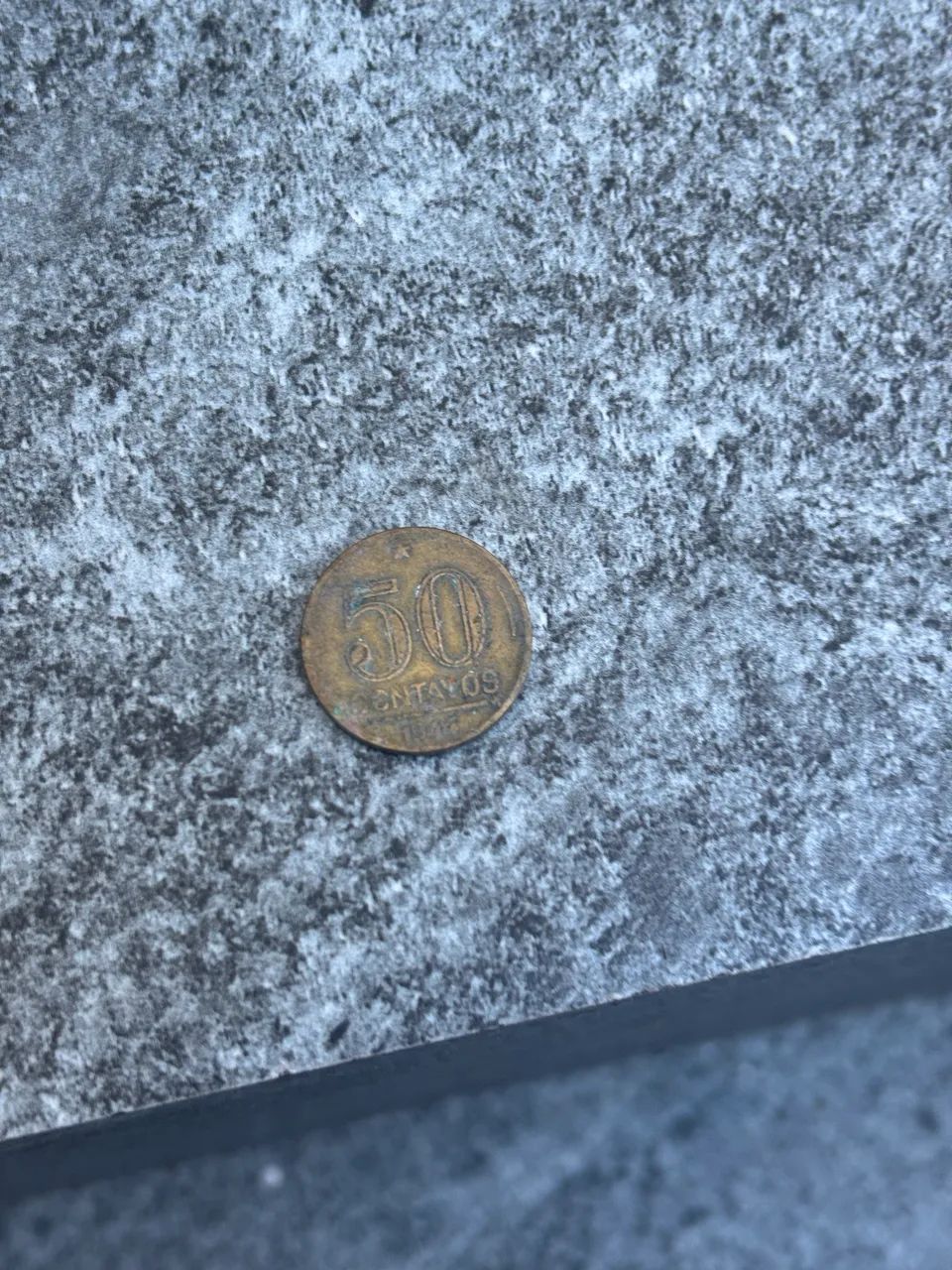 Moeda antiga de 50 centavos de 1948