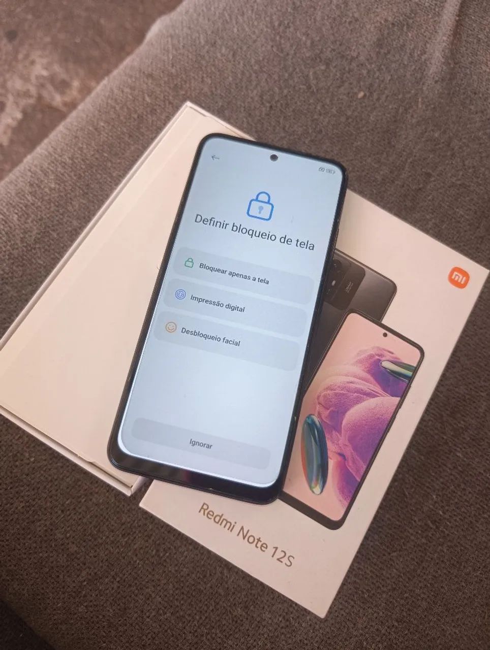 Vendo celular semi novo redimi note 12S 