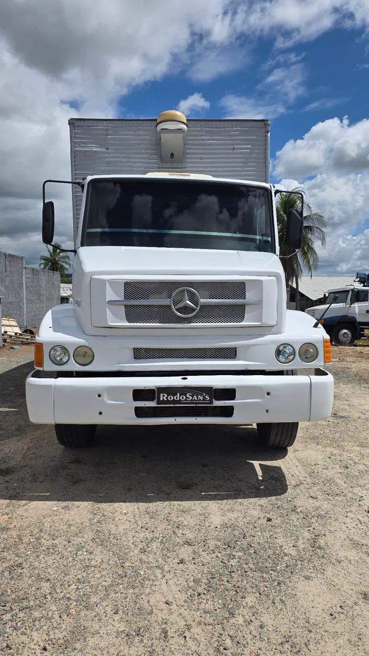 Mercedes 1620  - Foto 2