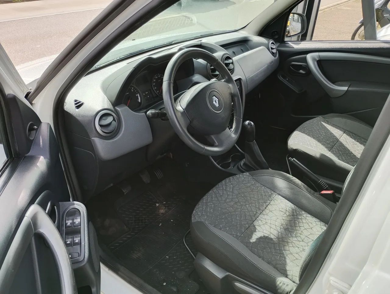 Renault Duster Expression 1.6 Hi-flex 16V Mec. 2015 - Foto 3