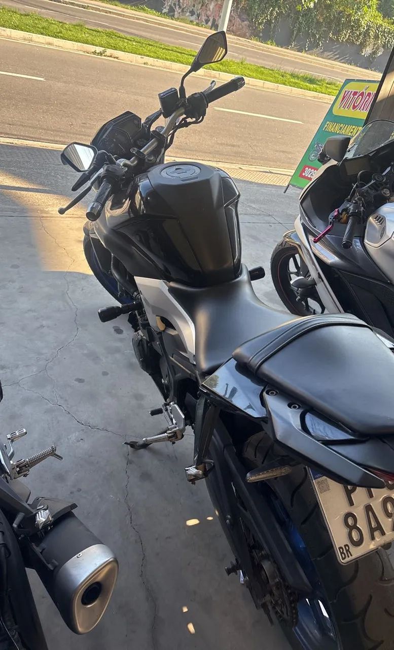 Yamaha MT-03 300 cc  - Foto 4