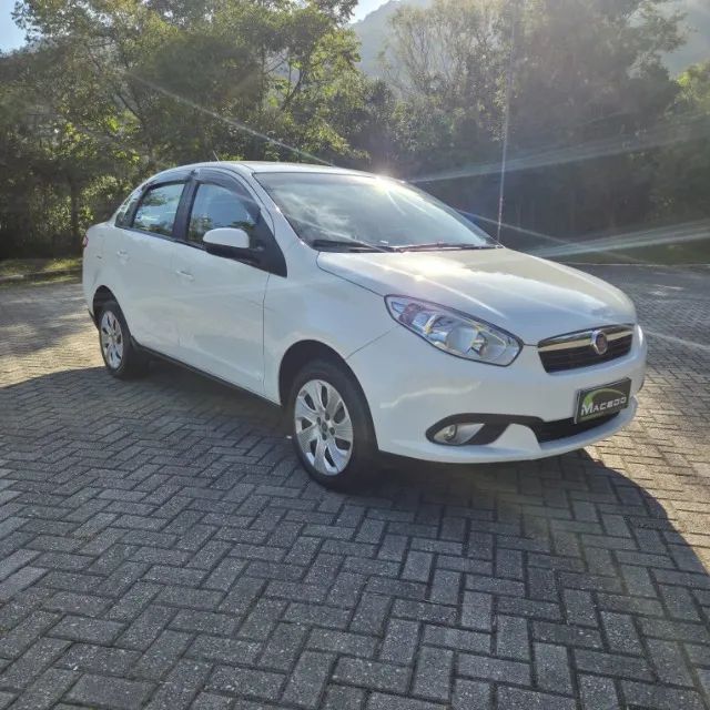 Fiat Grand Siena 2015