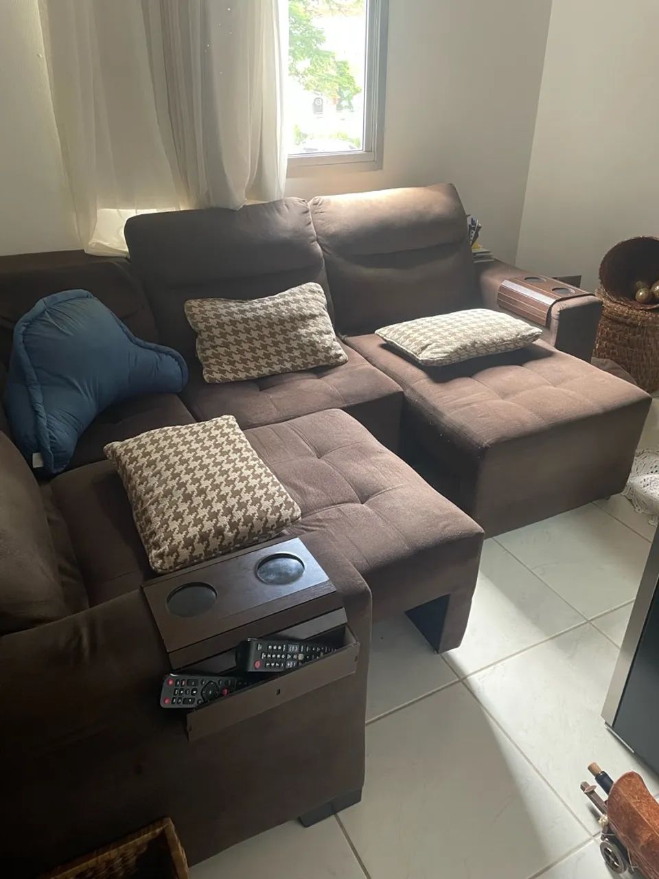 Sofá retrátil em L - Foto 5