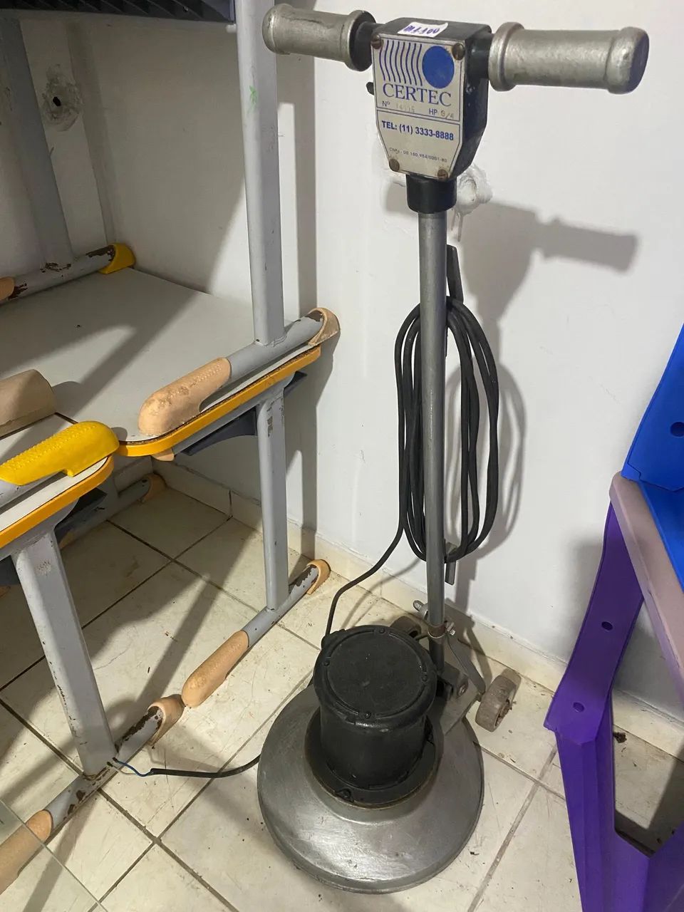 Enceradeira industrial