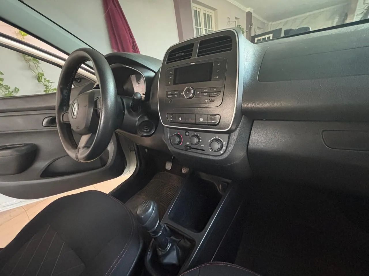 Renault Kwid Zen 1.0 Flex 12V 5P Mec. 2018 - Foto 3