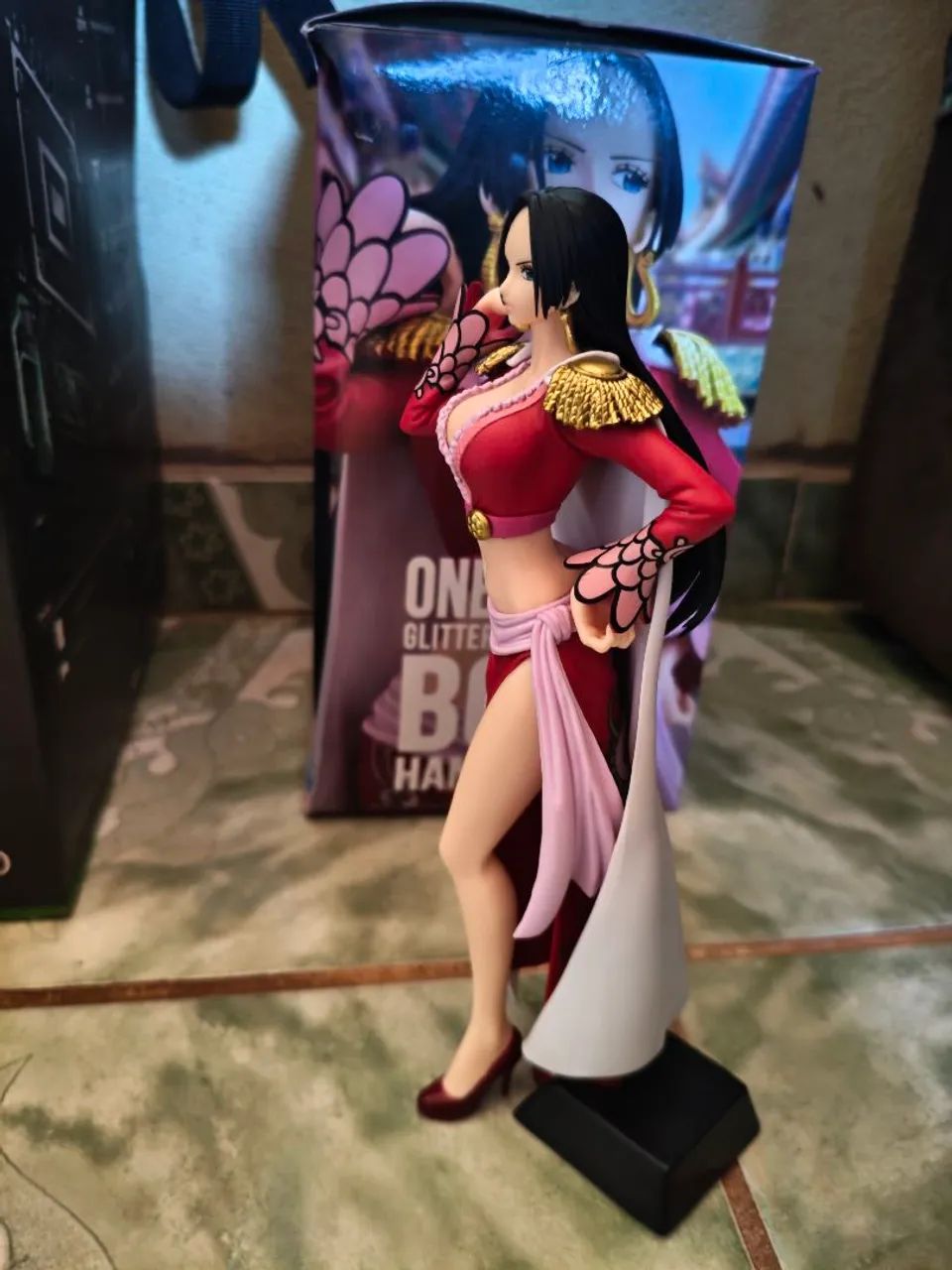Action figure da boa Hancock original do Japão  - Foto 2