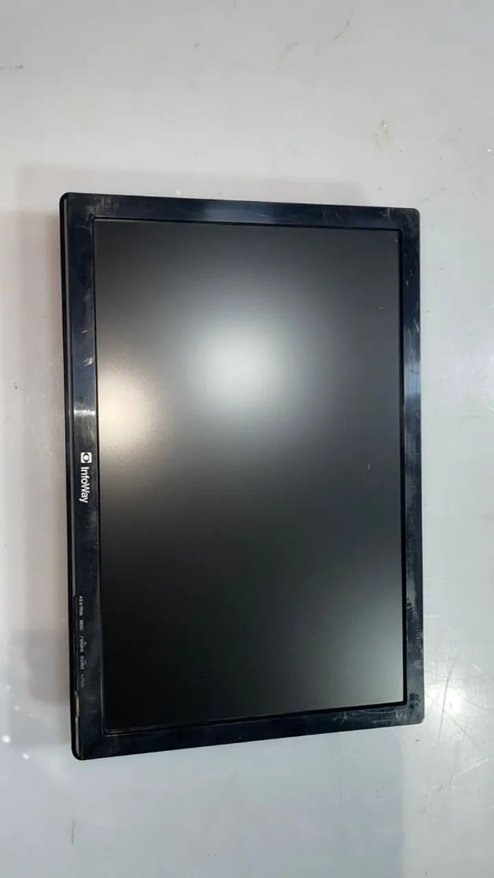 Monitor LG / Infoway 19 LCD - VGA + DVI - Revisado e Funcionando - Foto 3