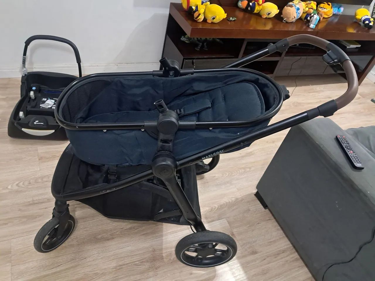 Carrinho de bebe 3 em 1 MAX COSI  - Foto 4