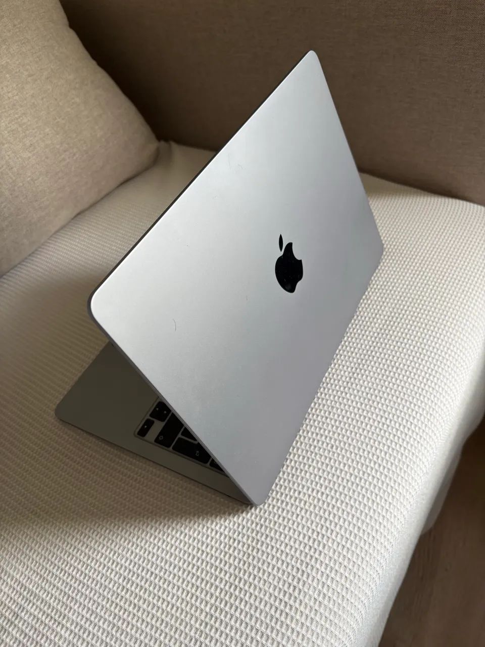 MacBook Air M2 (bateria 100%) - Foto 2