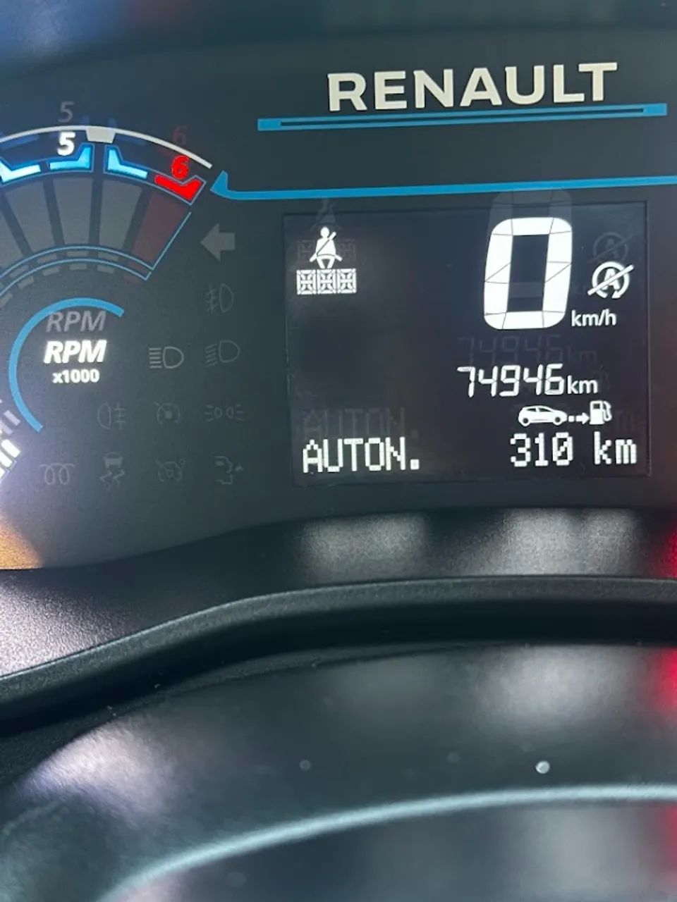 Renault Kwid Intense 1.0 Flex 12V 5P Mec. 2025