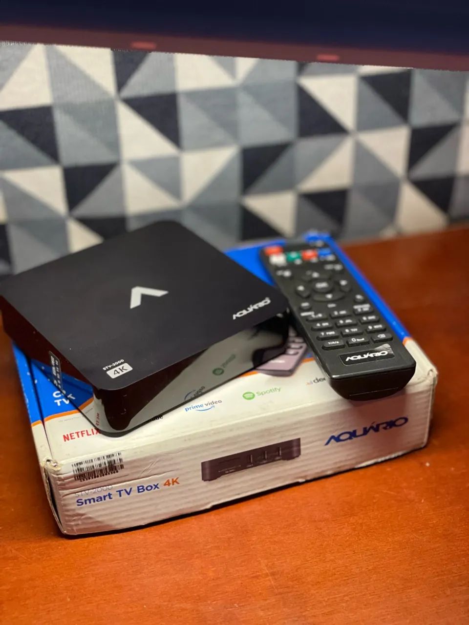 Smart TV Box 4K Aquário STV-200