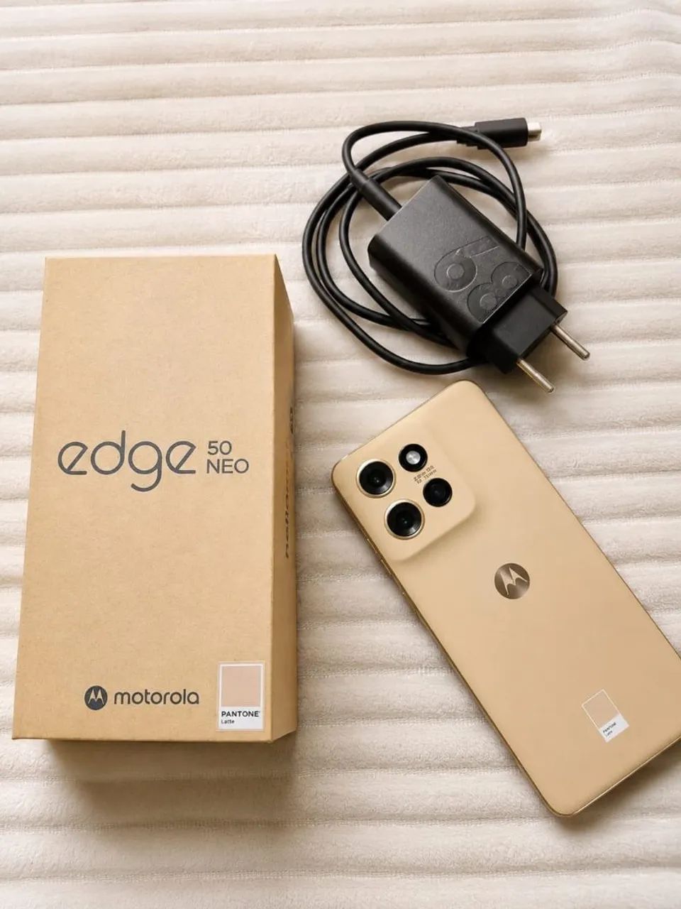 Edge 50 neo 256 GB